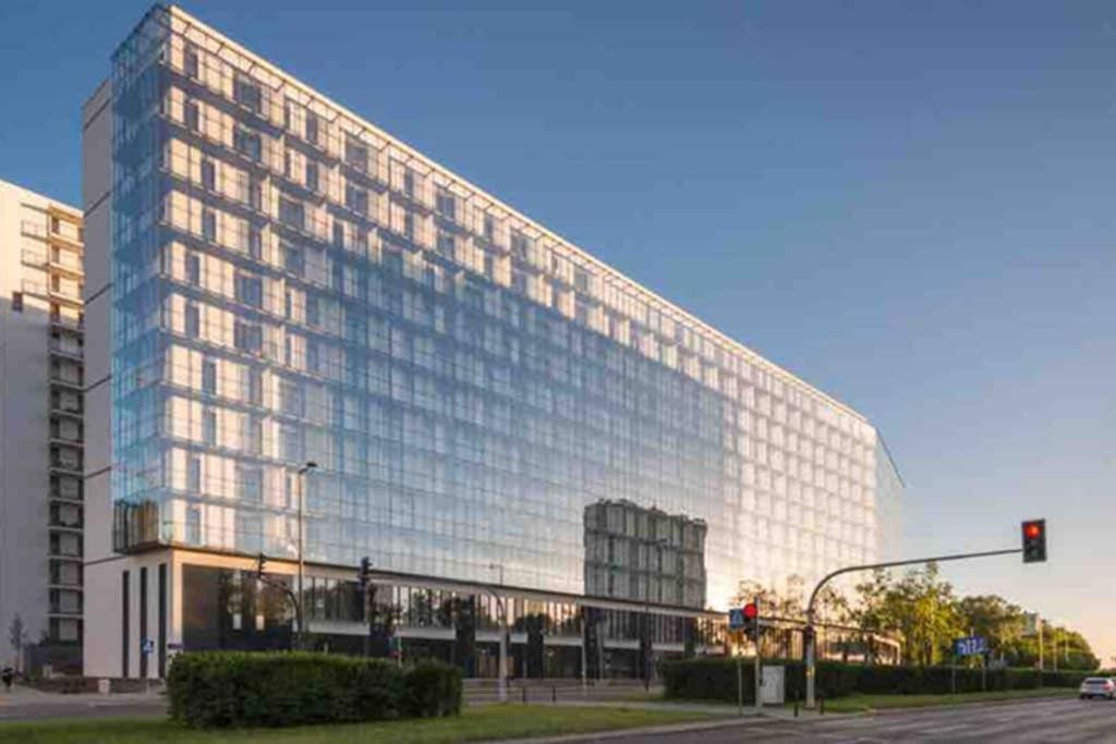 Bliska Wola Expo Central Apartment Warszawa Eksteriør bilde
