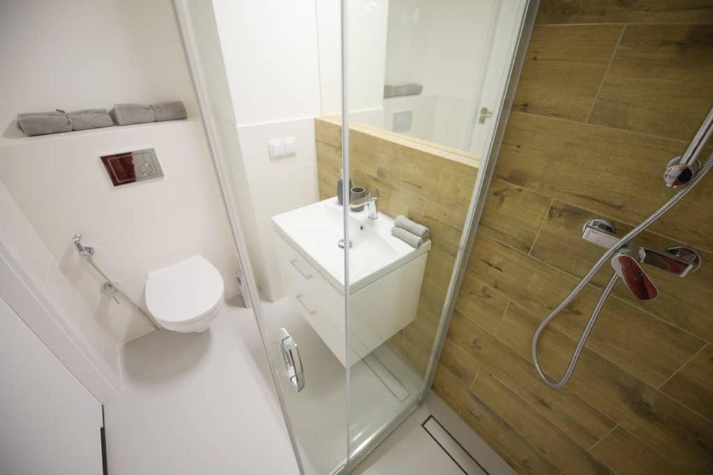 Bliska Wola Expo Central Apartment Warszawa Eksteriør bilde