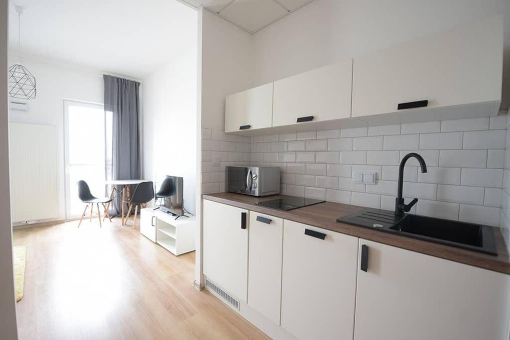Bliska Wola Expo Central Apartment Warszawa Eksteriør bilde
